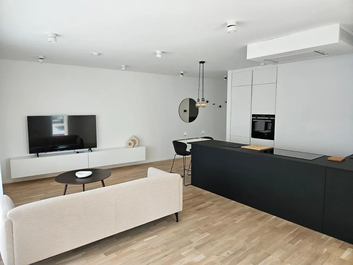 New Spacious Two Bedroom Center With Parking, Near Public Transport Люксембург